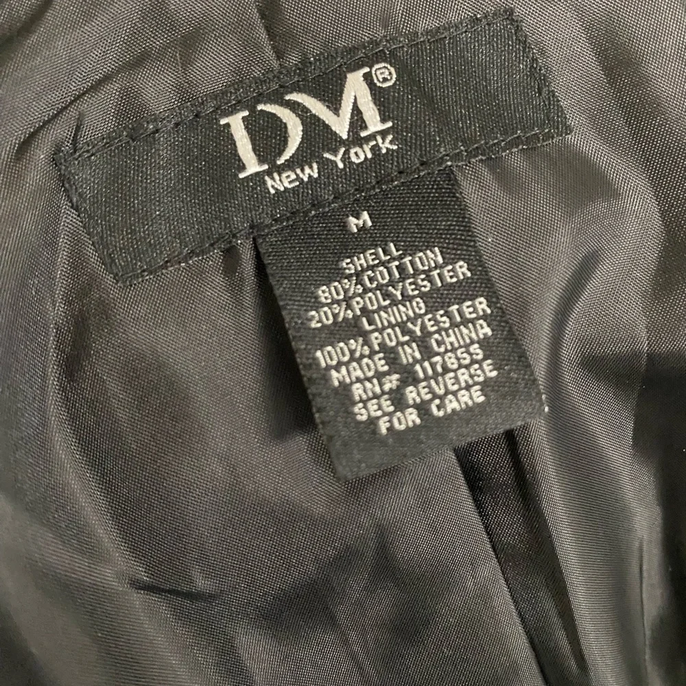 DM New York Black Coat - Picture 8 of 8